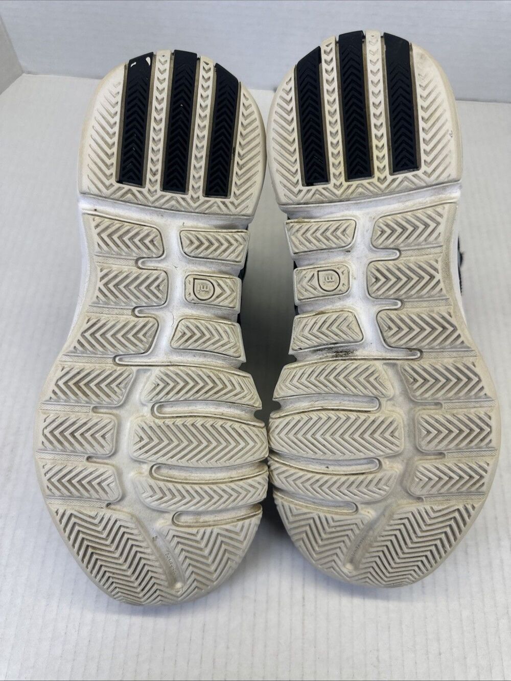 Adidas D Rose 4.5 Basketball Sneaker Size 6 Mens Black/Silver Used No Box - Picture 8 of 10